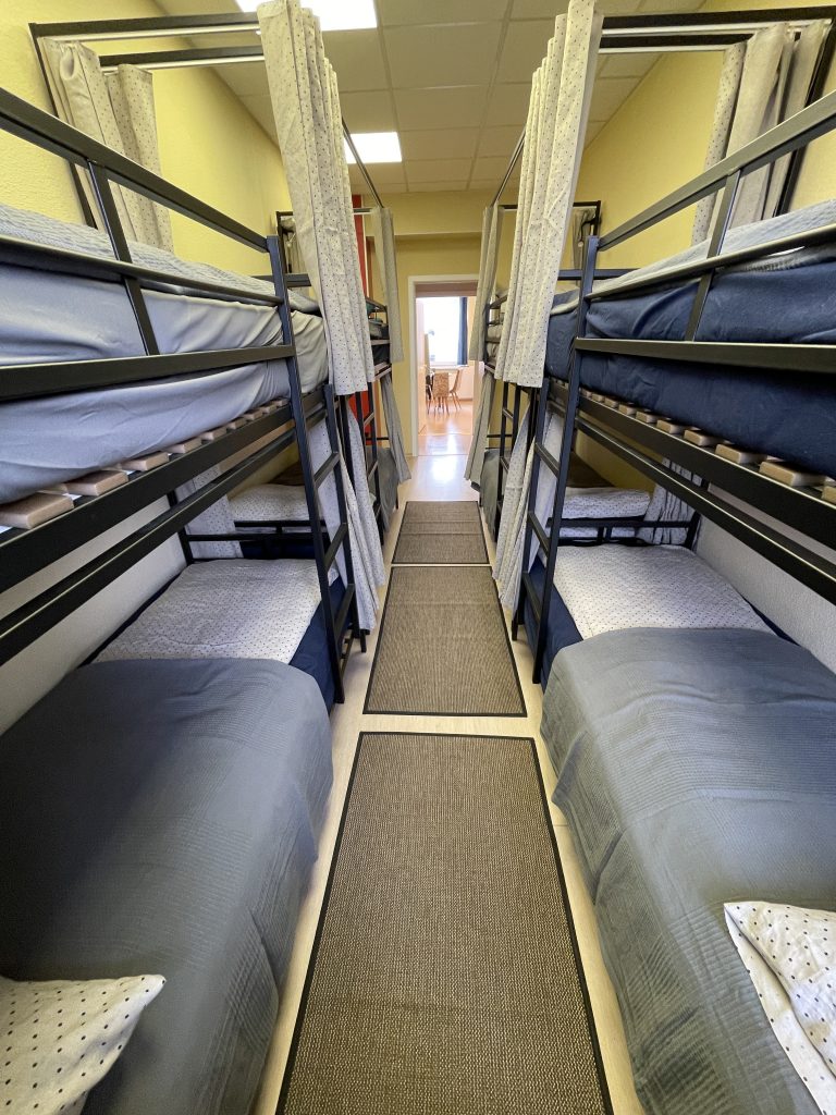 8 Bed room - artihost