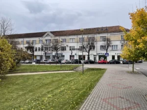 Artihost hostel entrance